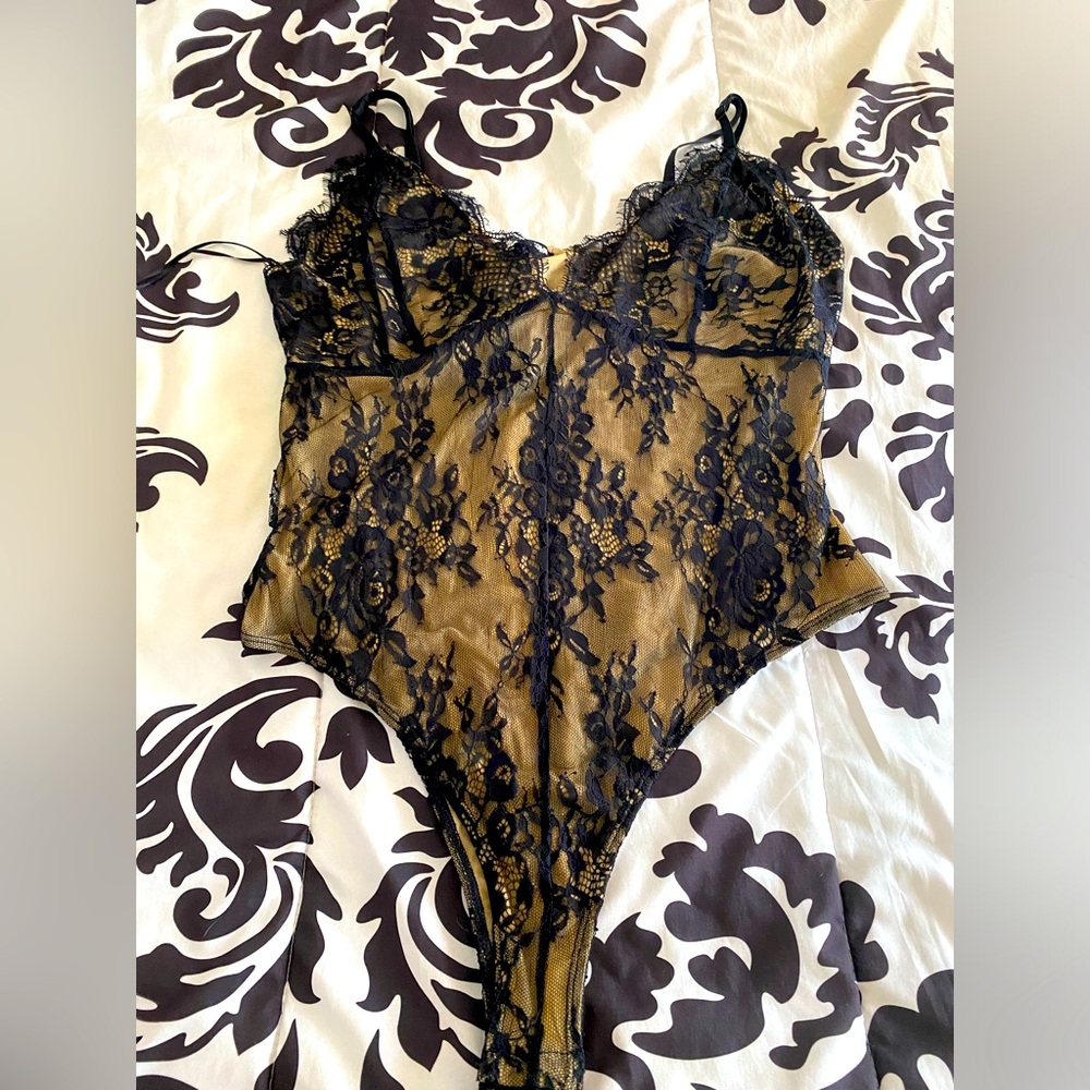 Lace bodysuit